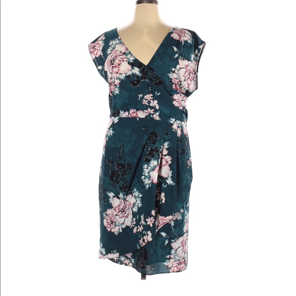 City Chic Floral Dress